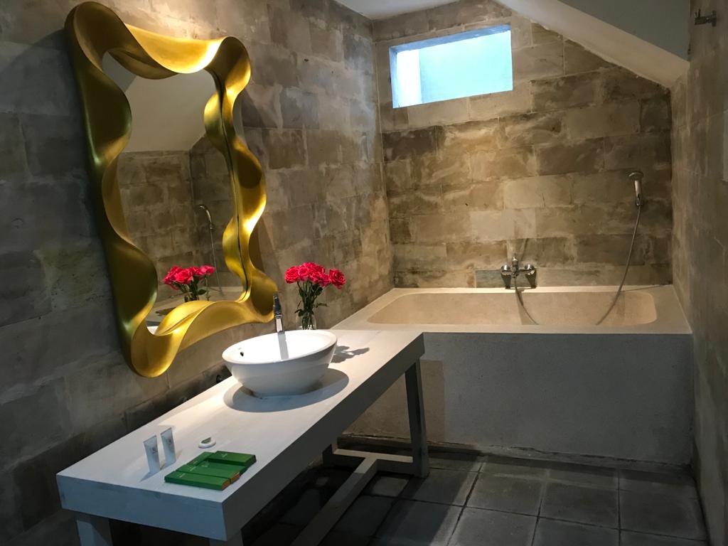 086da6b5 96d5 4986 Ac91 7fc7d39ace3f